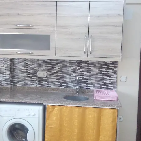 Rose Apartment *